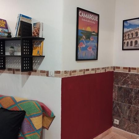 Tres Bel Appartement Cosy Et Chaleureux A Nimes Exterior foto