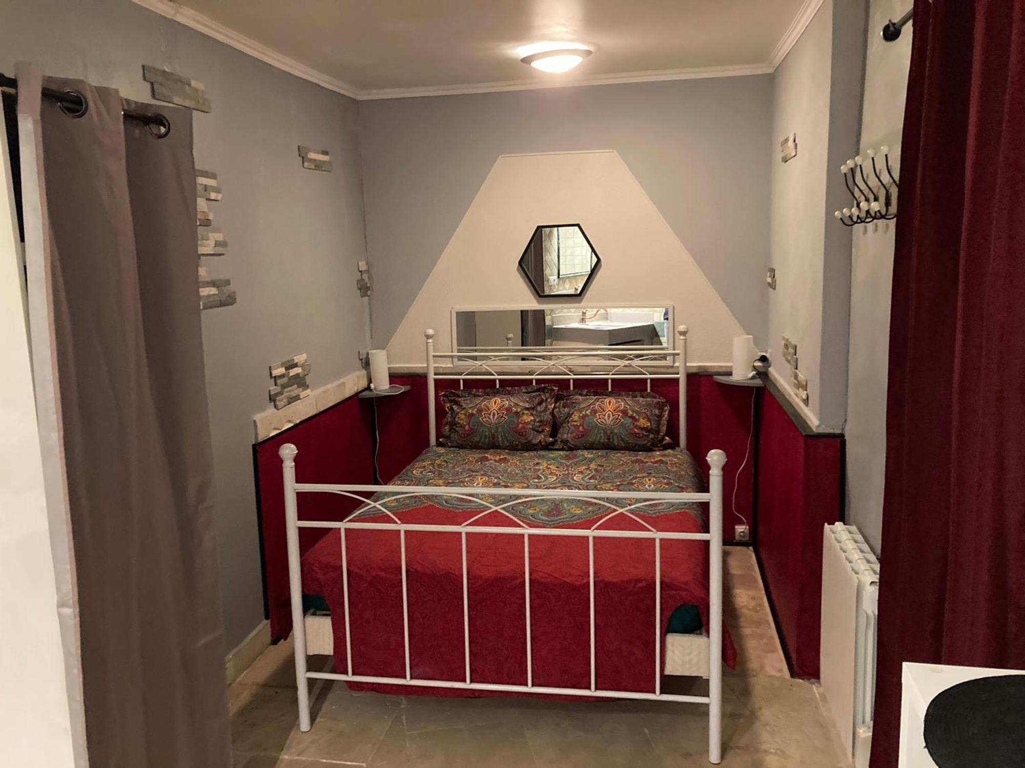 Tres Bel Appartement Cosy Et Chaleureux A Nimes Exterior foto